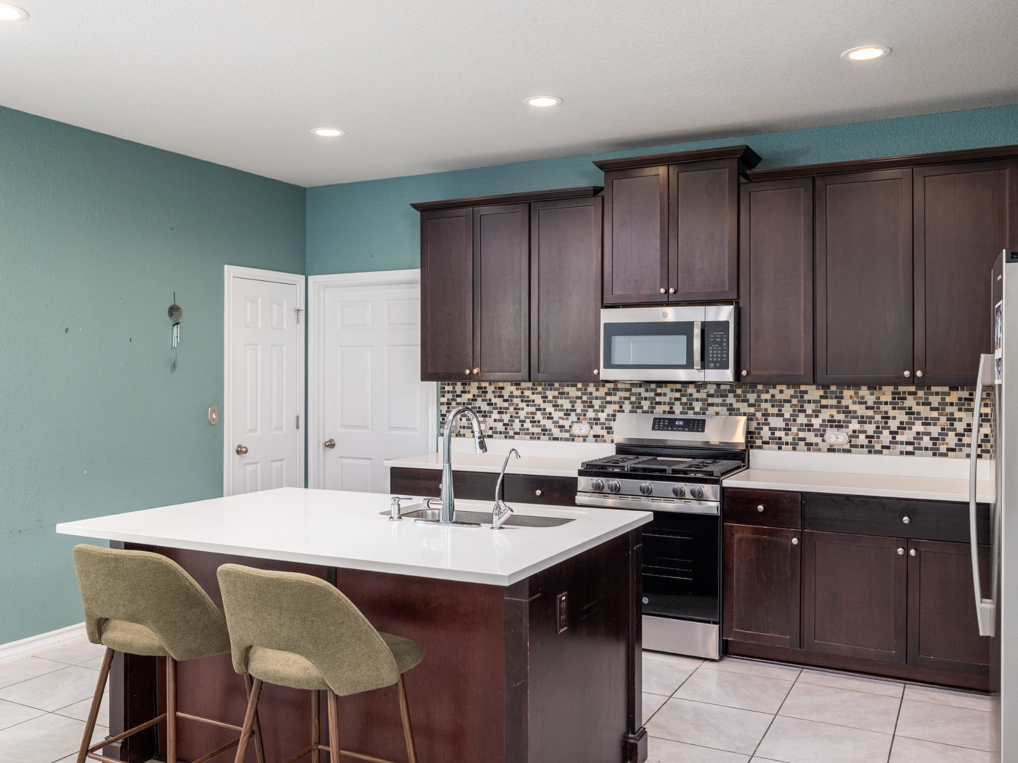 1919 Rinker Ranch Drive Austin, TX 78725 - Photo 5 of 30 backsplash