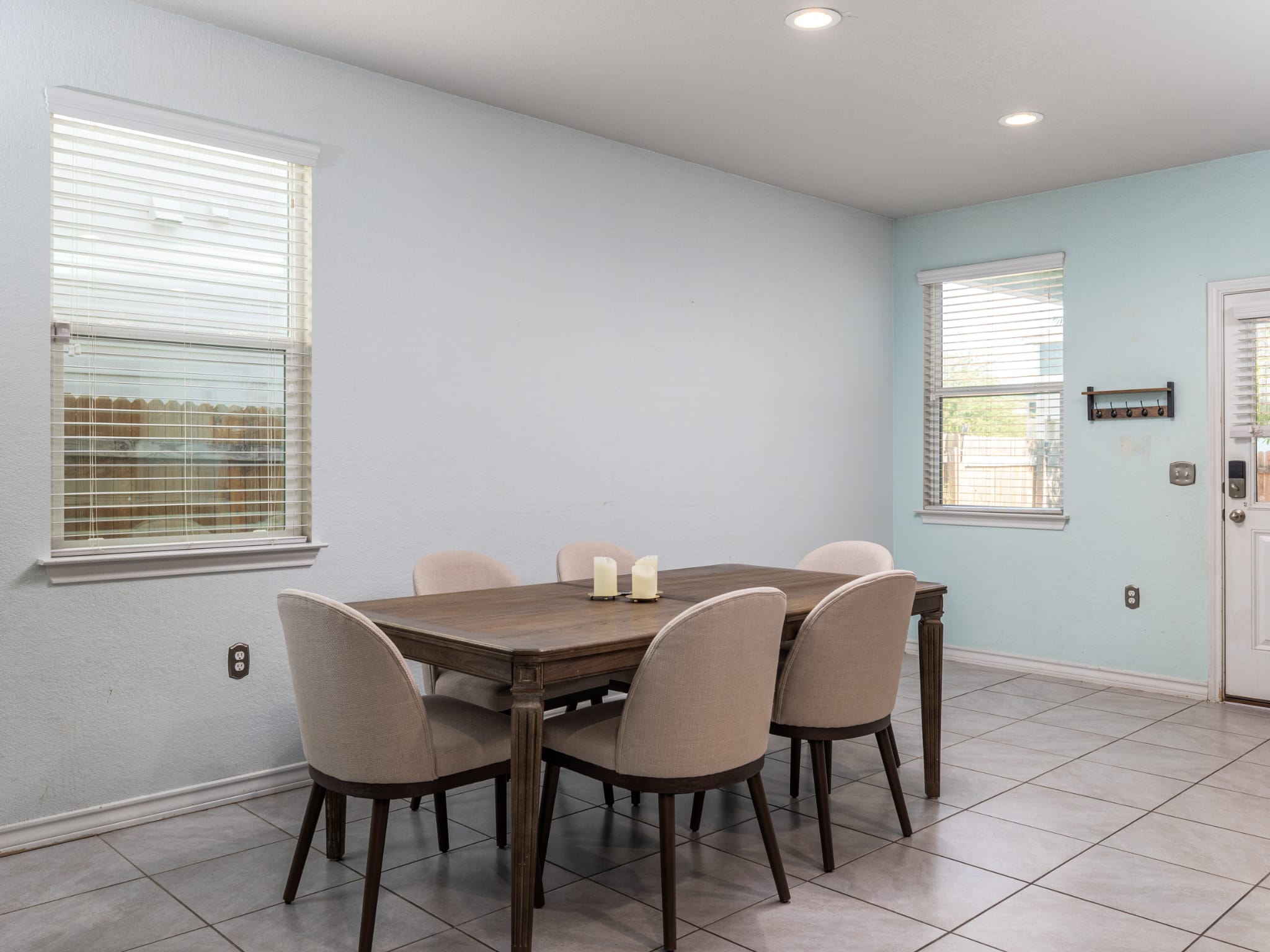 1919 Rinker Ranch Drive Austin, TX 78725 - Photo 6 of 30 Dining space