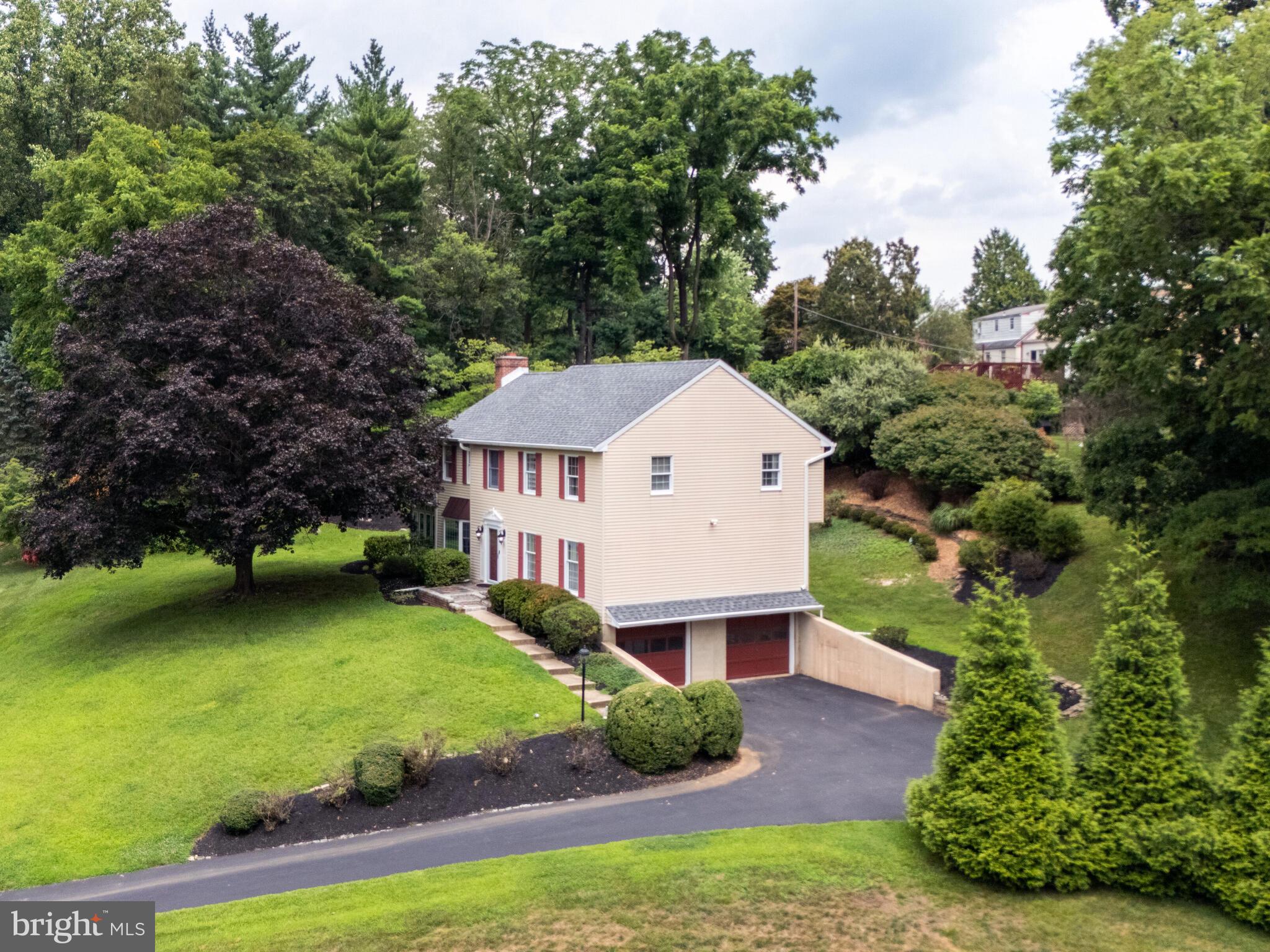 25 Clearbrook Road Newtown Square, PA 19073 - Photo 1 of 42 Gallery Image 1