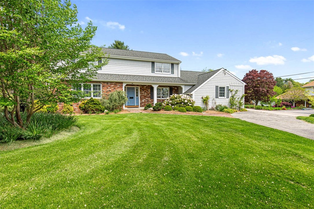 28 Potter Hill Road Westerly, RI 02891 - Photo 3 of 44