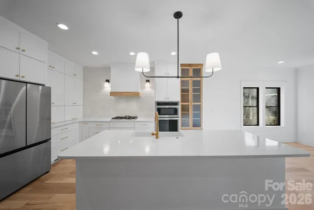 $895,000 | 55 Johnson Drive, Unit 6, Asheville, NC 28804