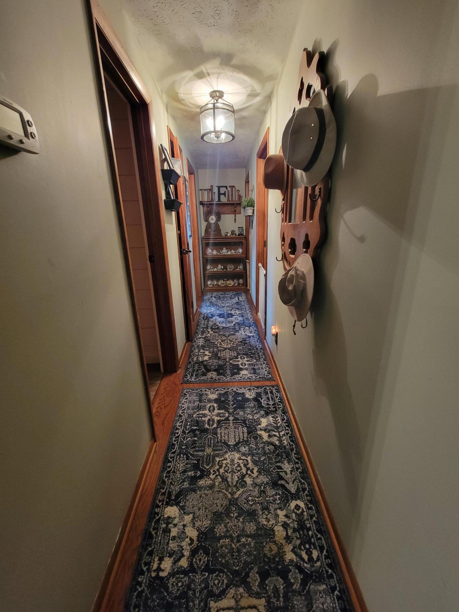 2887 Dayton Springfield Road Springfield, OH 45506 - Photo 20 of 43
