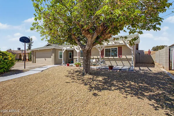 $520,000 | 3430 East Emelita Avenue, Mesa, AZ 85204