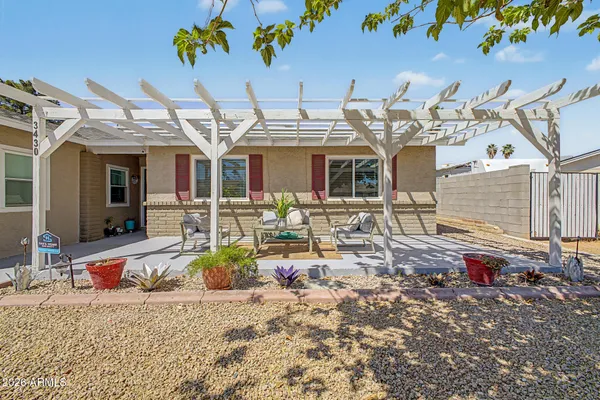 $520,000 | 3430 East Emelita Avenue, Mesa, AZ 85204