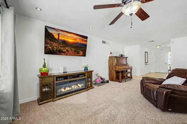 $520,000 | 3430 East Emelita Avenue, Mesa, AZ 85204