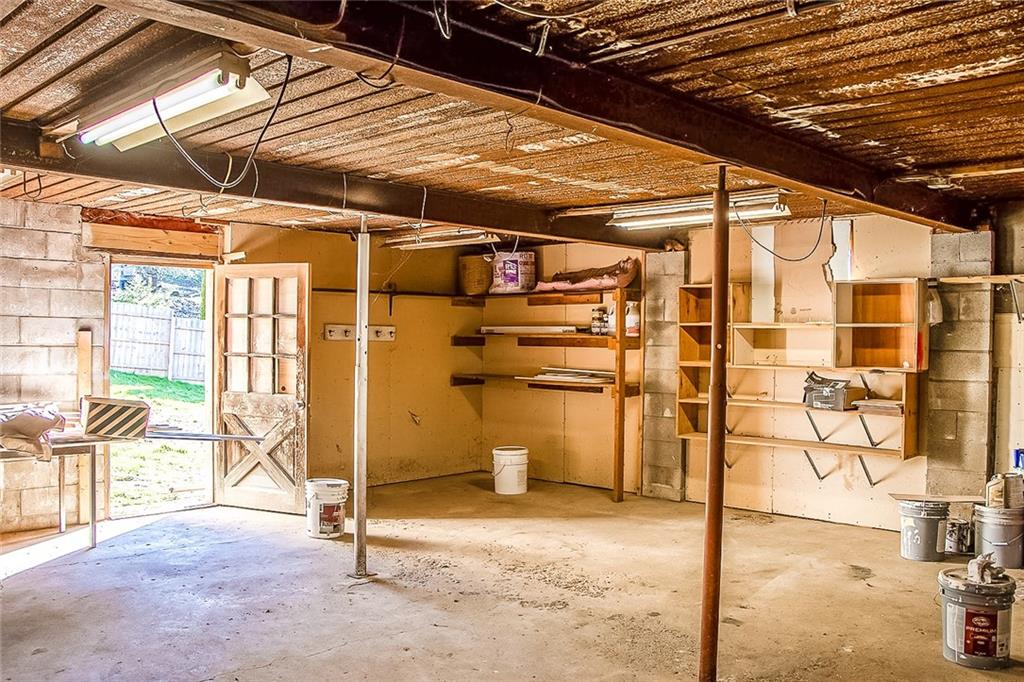 1378 Robbins Station Road Irwin, PA 15642 - Photo 43 of 46