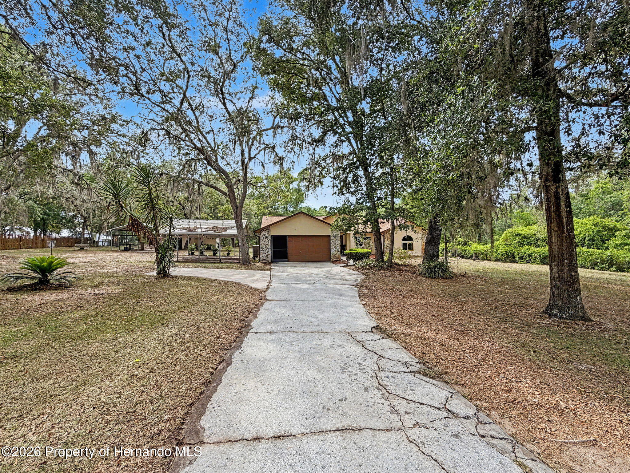 7111 Ricker Avenue Webster, FL 33597 - Photo 4 of 41 Gallery Image 4