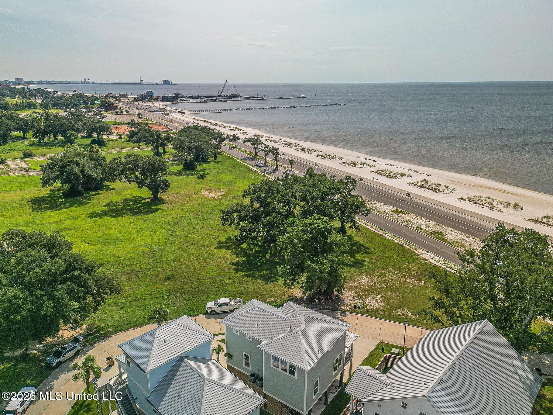 102 Winters Lane Long Beach, MS 39560 - Photo 6 of 58 5