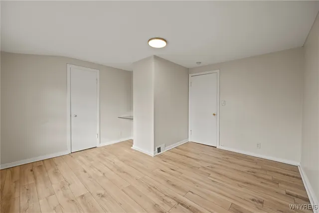 $299,900 | 42 Jasper Drive, Amherst, NY 14226