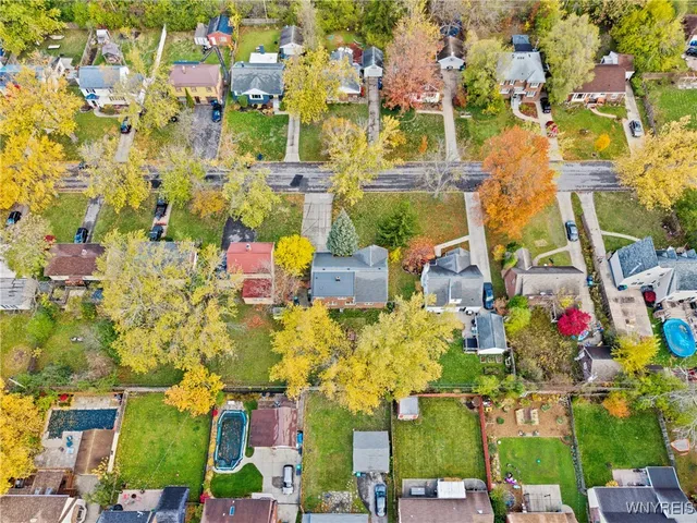 $299,900 | 42 Jasper Drive, Amherst, NY 14226