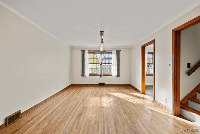 $299,900 | 42 Jasper Drive, Amherst, NY 14226