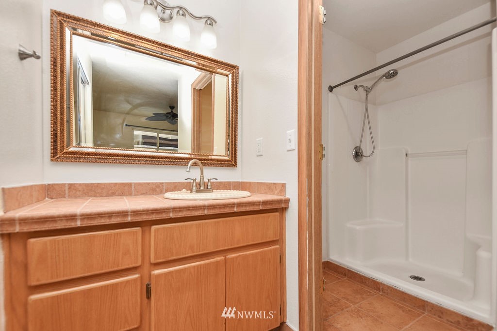 130 Balboa Loop Kelso, WA 98626 - Photo 14 of 20 Gallery Image 14