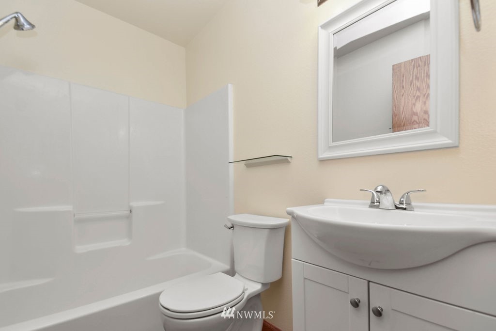 130 Balboa Loop Kelso, WA 98626 - Photo 17 of 20 Gallery Image 17