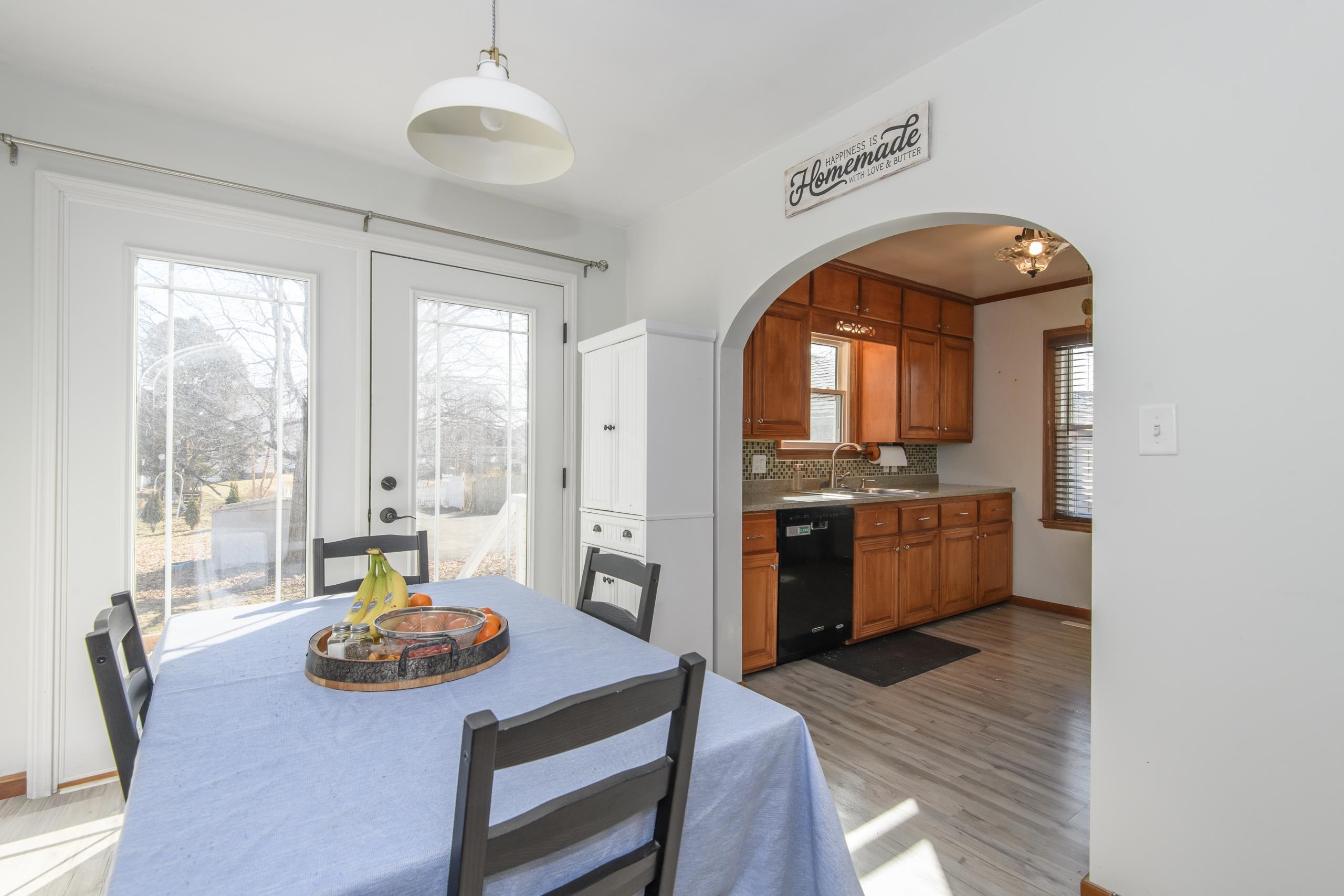 113 Union Street Sun Prairie, WI 53590 - Photo 6 of 26