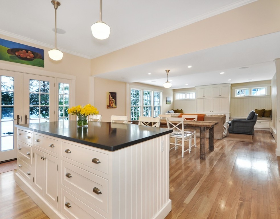 95 Upland Road Concord, MA 01742 - Photo 3 of 28 Gallery Image 3