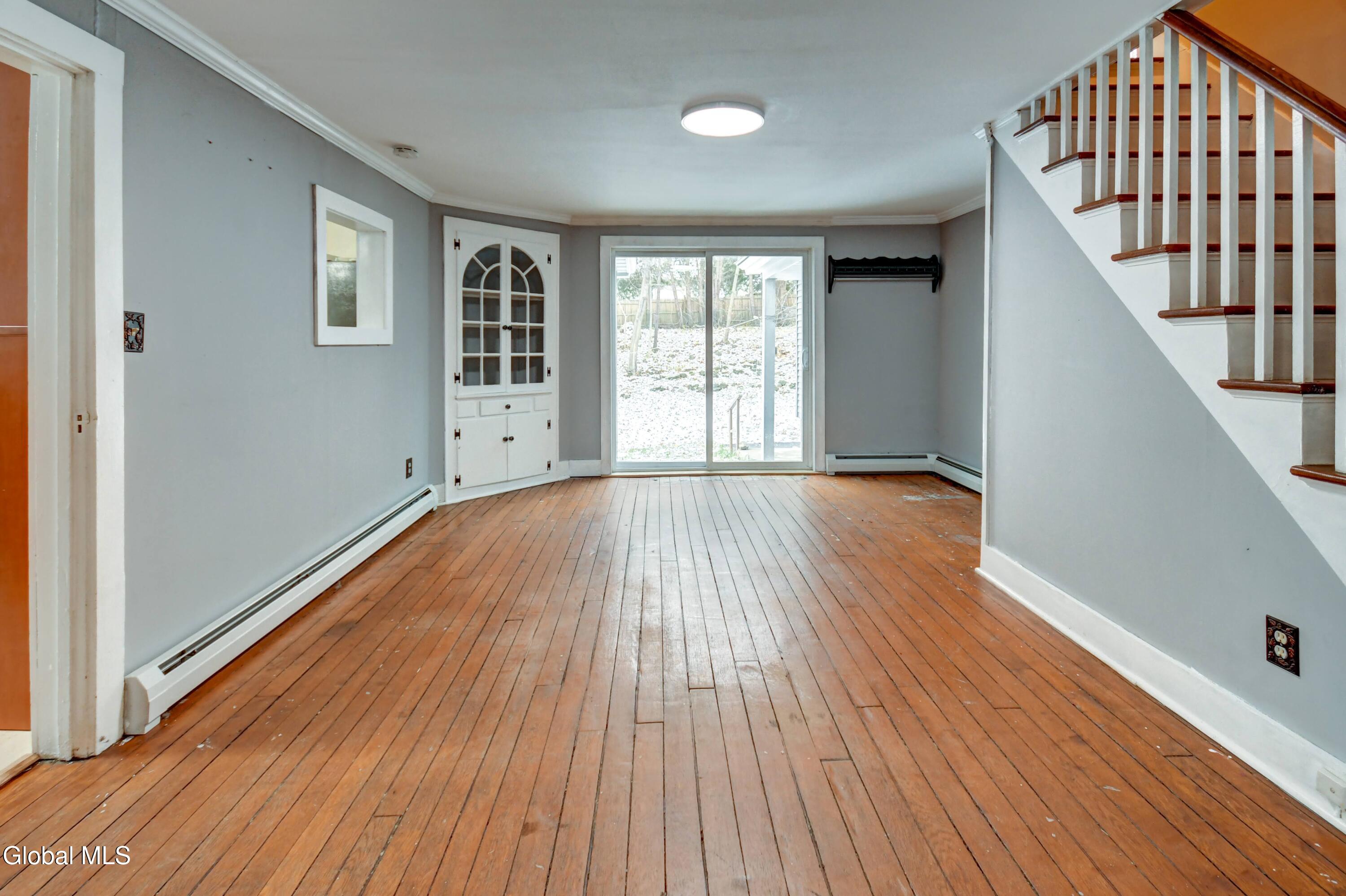 61 Fort Johnson Avenue Fort Johnson, NY 12070 - Photo 11 of 52 61 Fort Johnson Ave-13