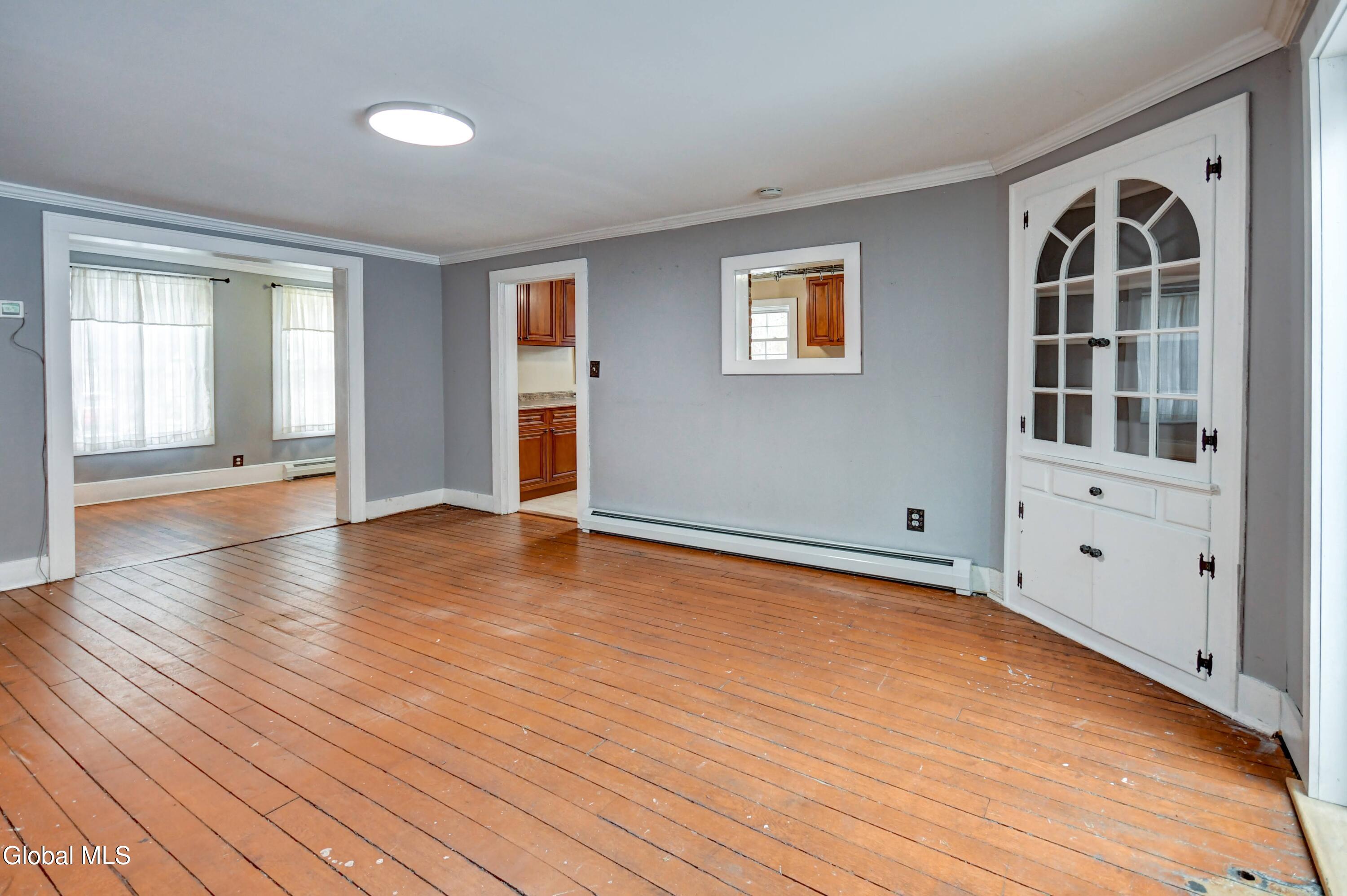 61 Fort Johnson Avenue Fort Johnson, NY 12070 - Photo 12 of 52 61 Fort Johnson Ave-14