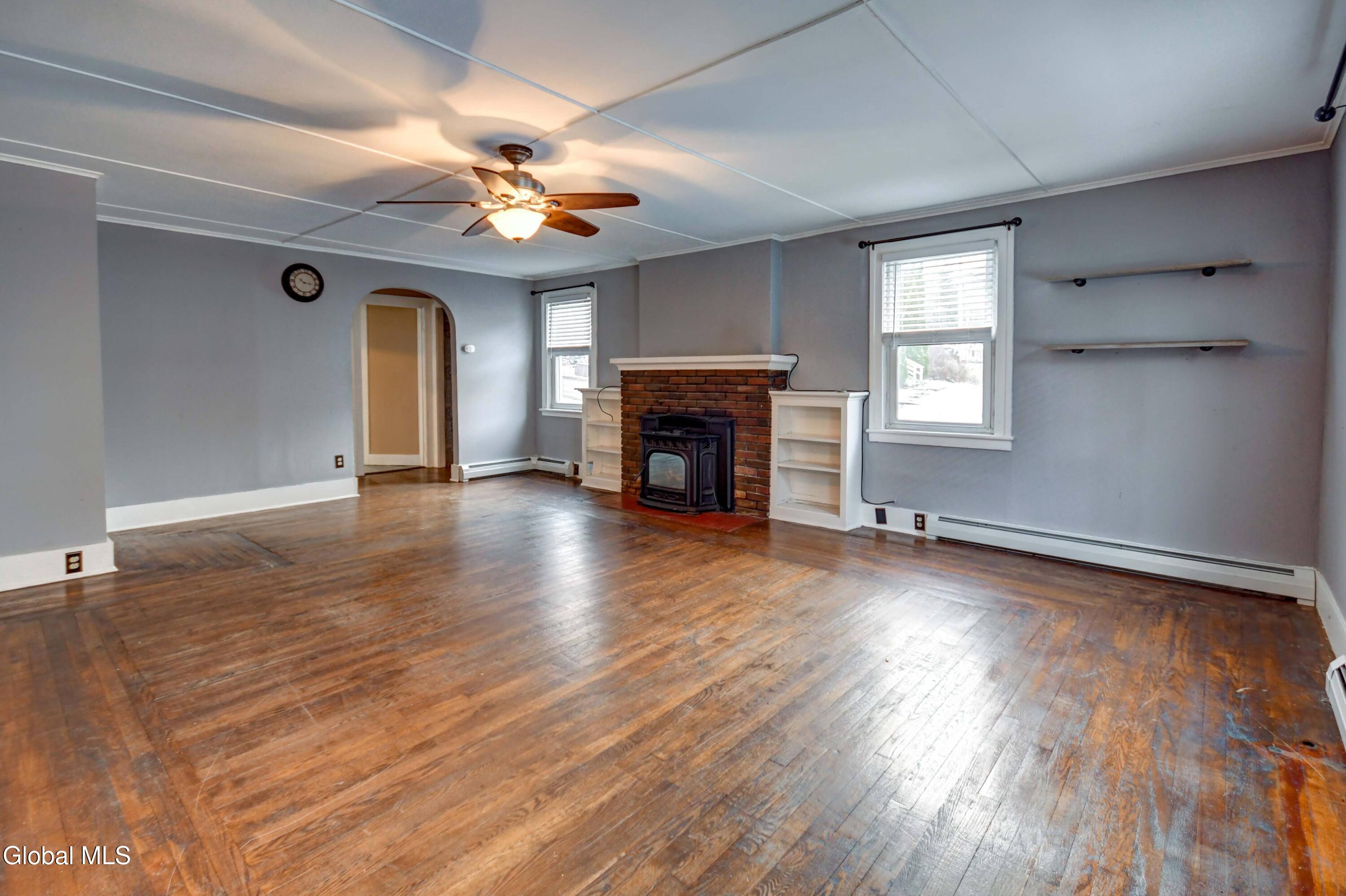 61 Fort Johnson Avenue Fort Johnson, NY 12070 - Photo 18 of 52 61 Fort Johnson Ave-22