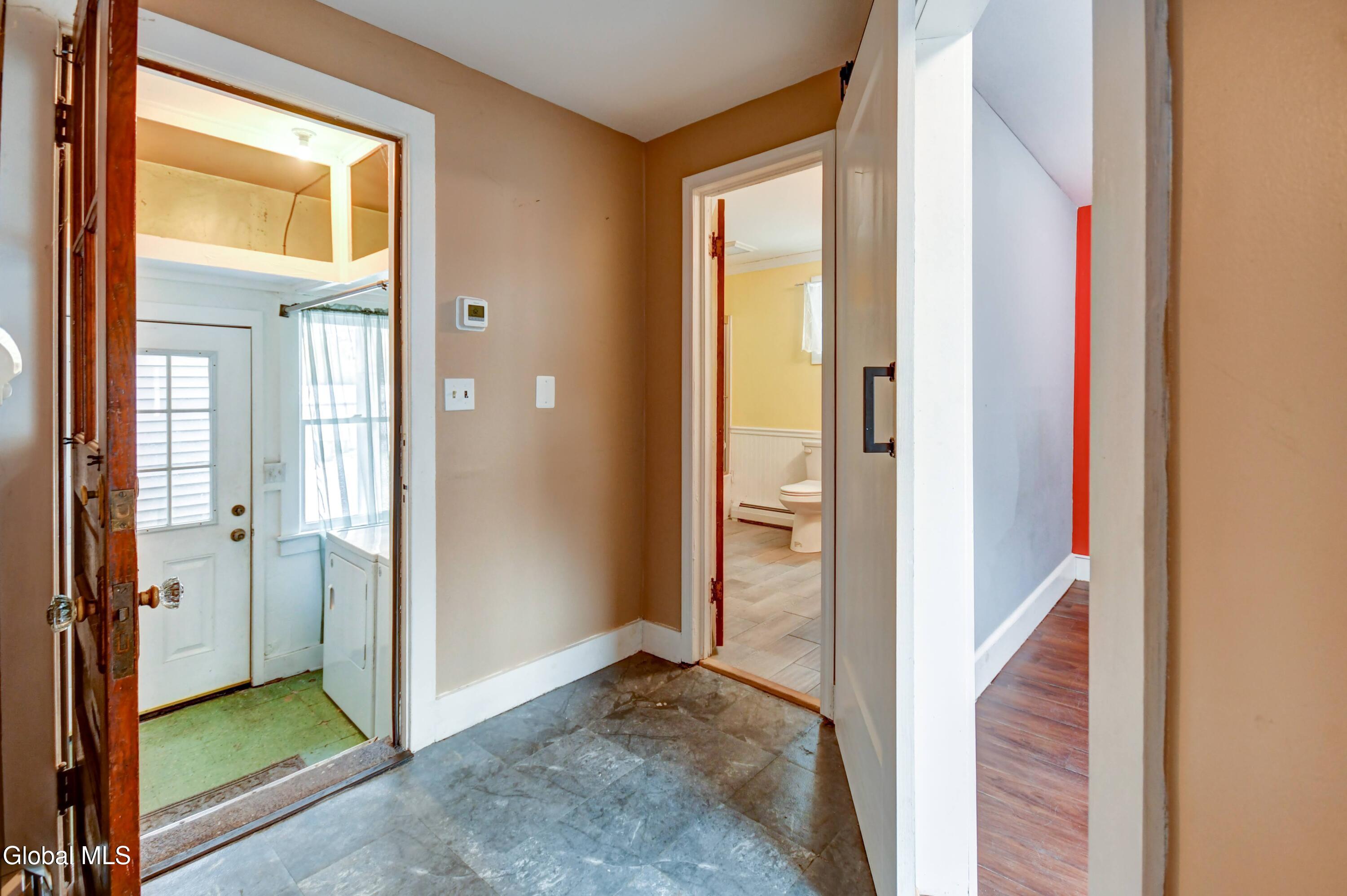 61 Fort Johnson Avenue Fort Johnson, NY 12070 - Photo 24 of 52 61 Fort Johnson Ave-29