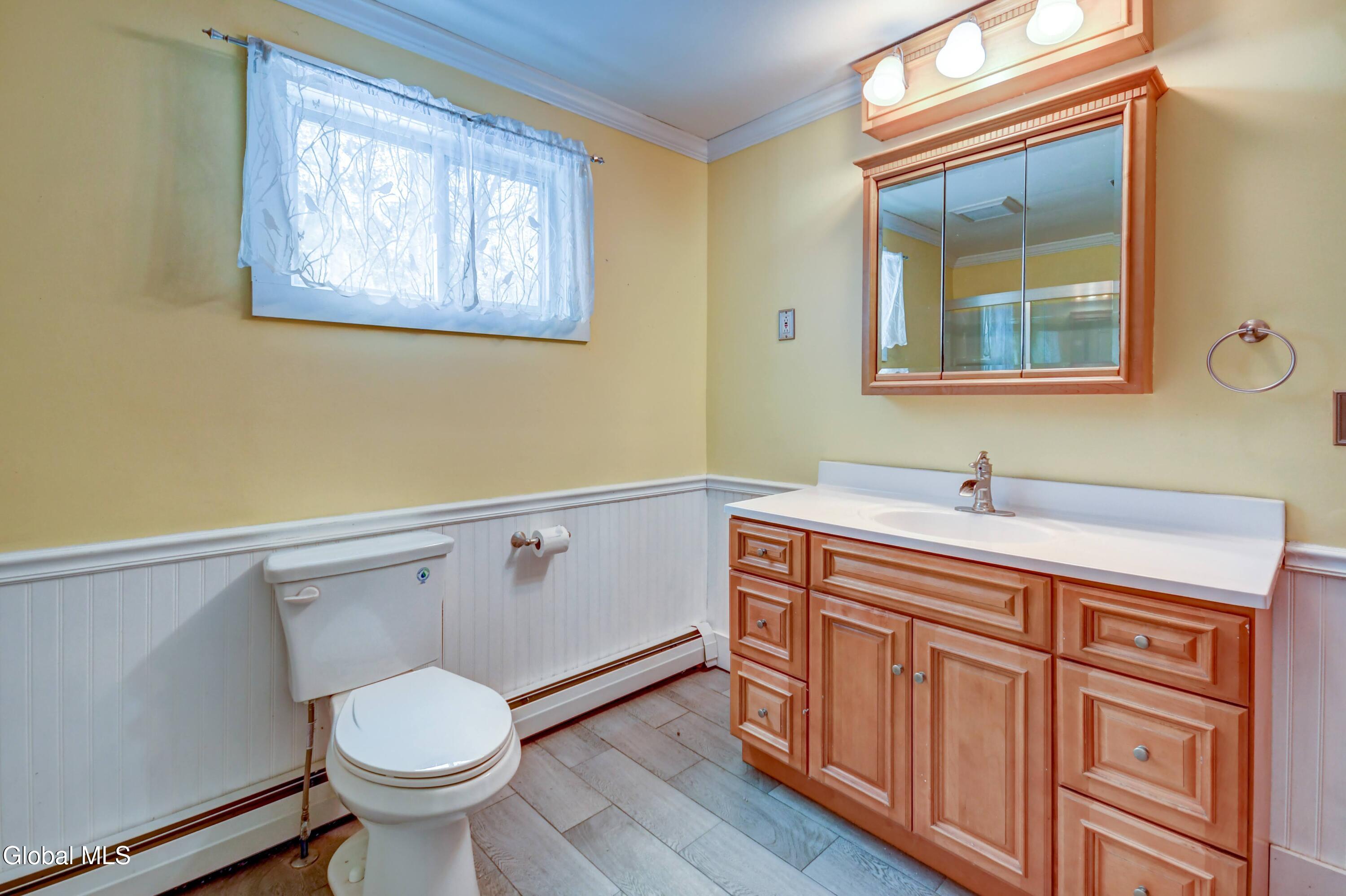 61 Fort Johnson Avenue Fort Johnson, NY 12070 - Photo 30 of 52 61 Fort Johnson Ave-35