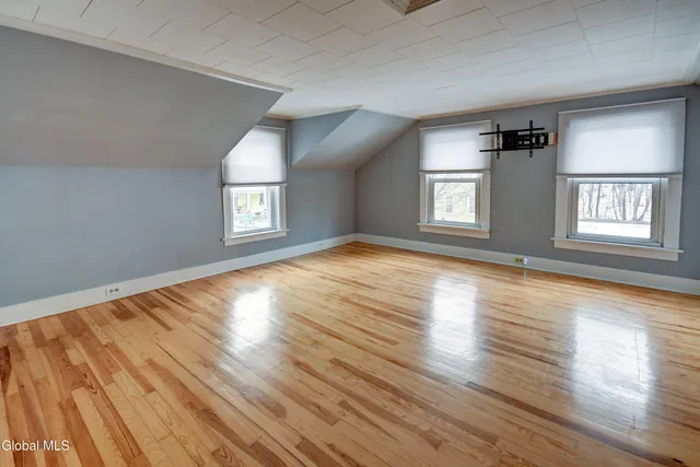 $249,999 | 61 Fort Johnson Avenue, Fort Johnson, NY 12070