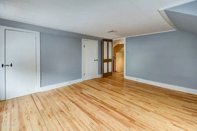 $249,999 | 61 Fort Johnson Avenue, Fort Johnson, NY 12070