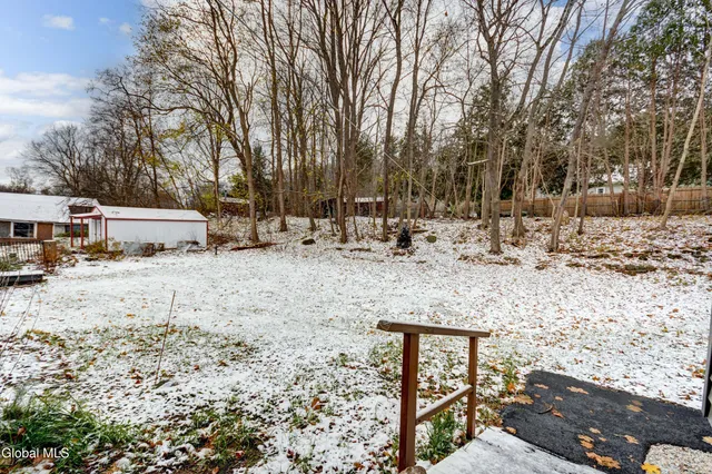 $249,999 | 61 Fort Johnson Avenue, Fort Johnson, NY 12070