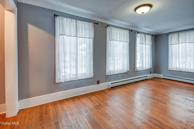 $249,999 | 61 Fort Johnson Avenue, Fort Johnson, NY 12070