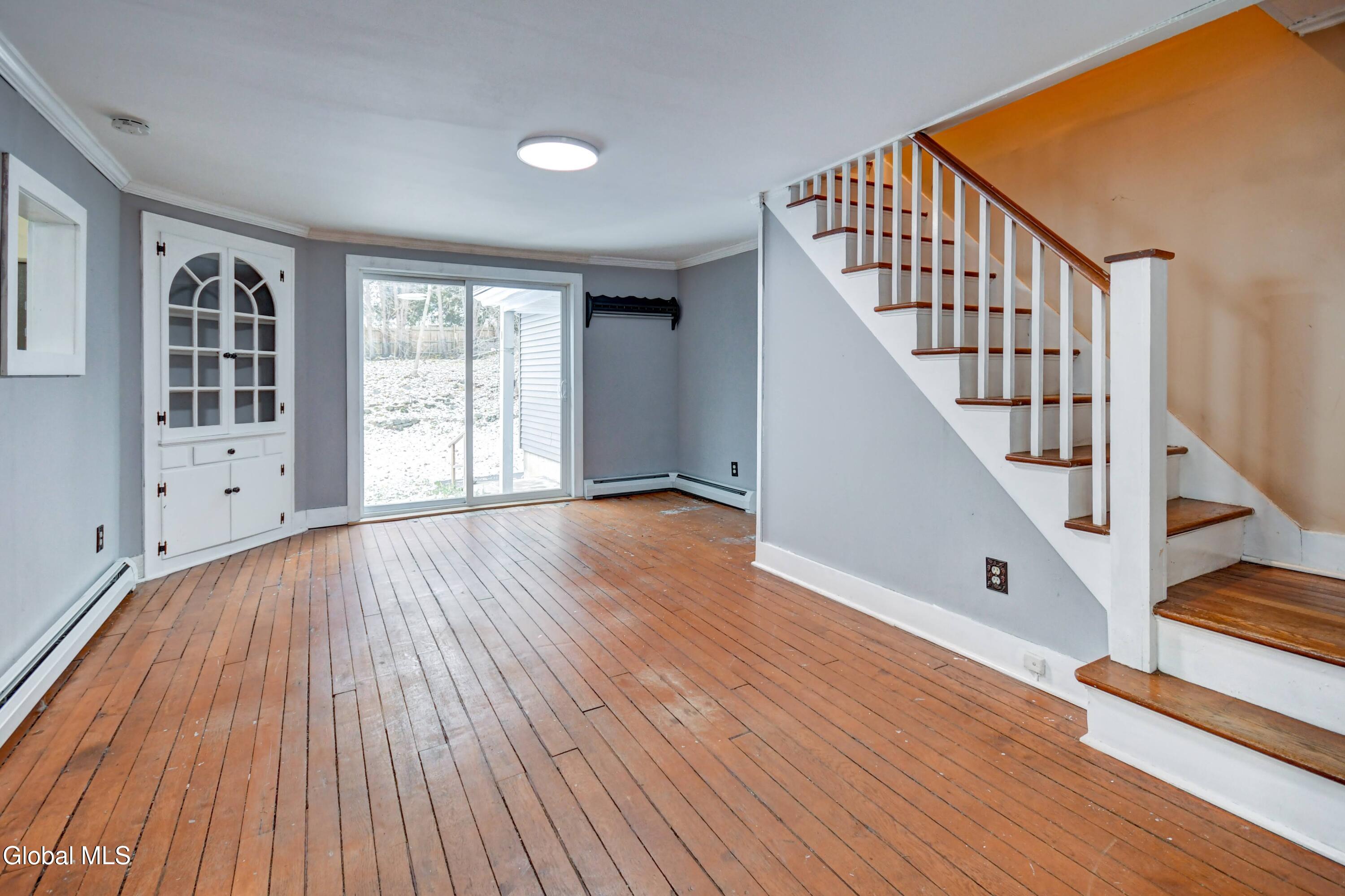 61 Fort Johnson Avenue Fort Johnson, NY 12070 - Photo 10 of 52 61 Fort Johnson Ave-12