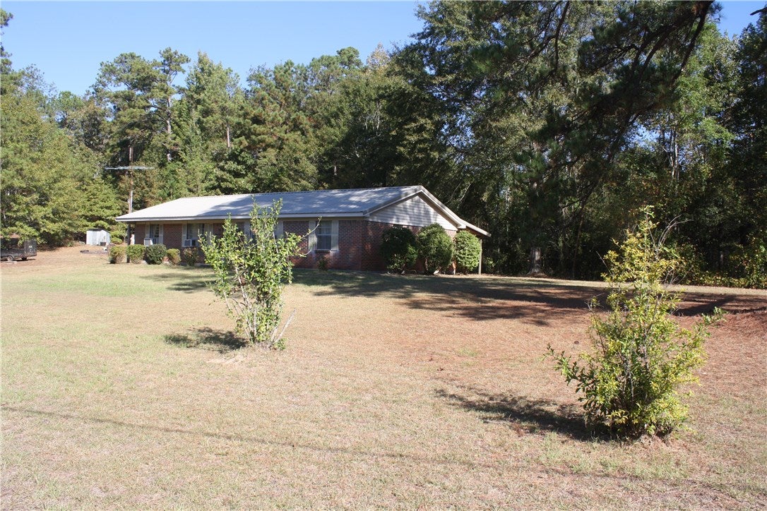 1609 Hicks Store Road Tallassee, AL 36078 - Photo 2 of 12 Gallery Image 2