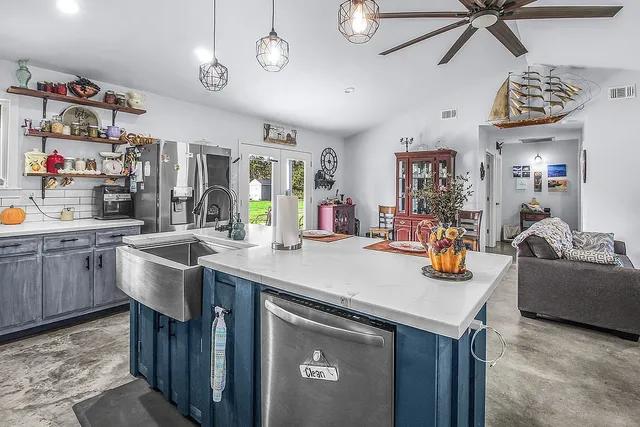 $449,500 | 1474 Mcintosh Trail Southeast, Townsend, GA 31331