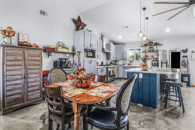 $449,500 | 1474 Mcintosh Trail Southeast, Townsend, GA 31331