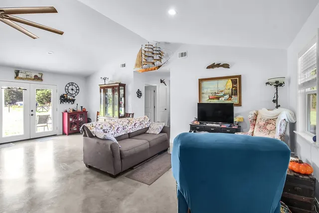 $449,500 | 1474 Mcintosh Trail Southeast, Townsend, GA 31331