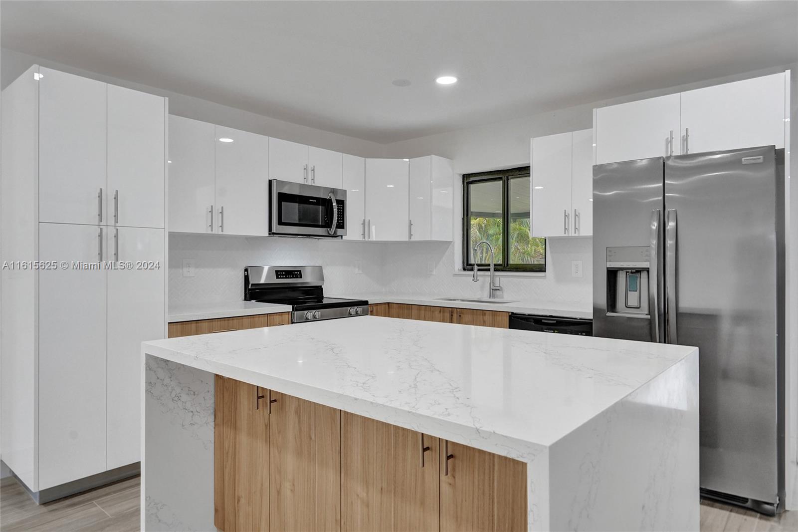 1798 Northeast 40th St  