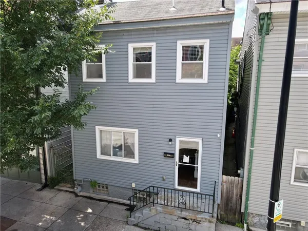 $2,150 | 4918 Penn Avenue, Pittsburgh, PA 15224