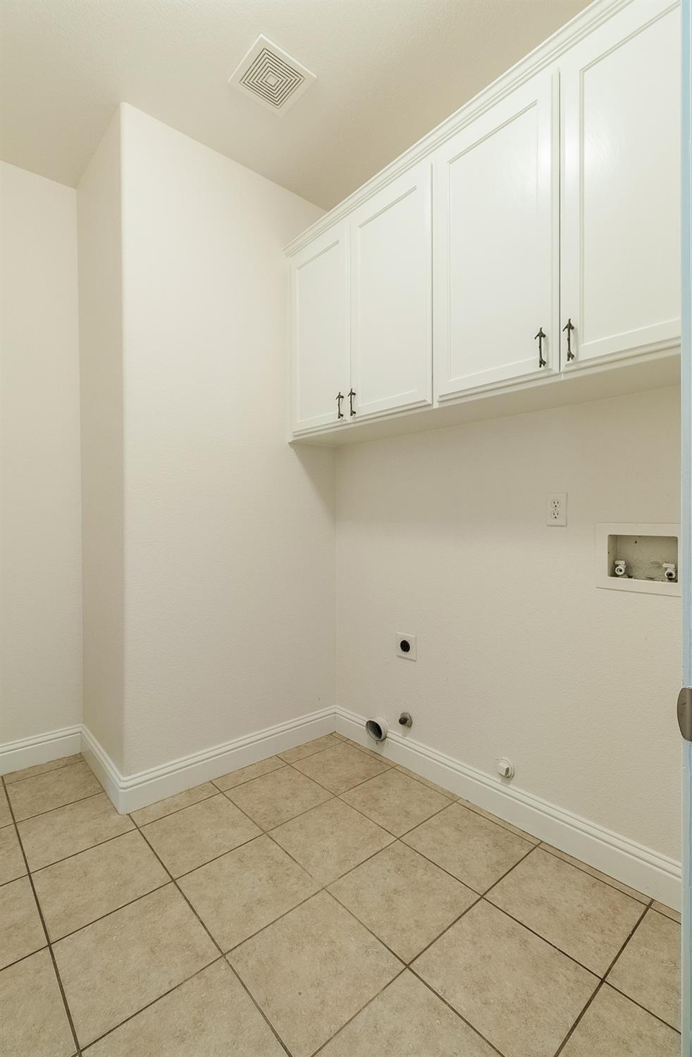 2595 Powers Avenue Coalinga, CA 93210 - Photo 22 of 34