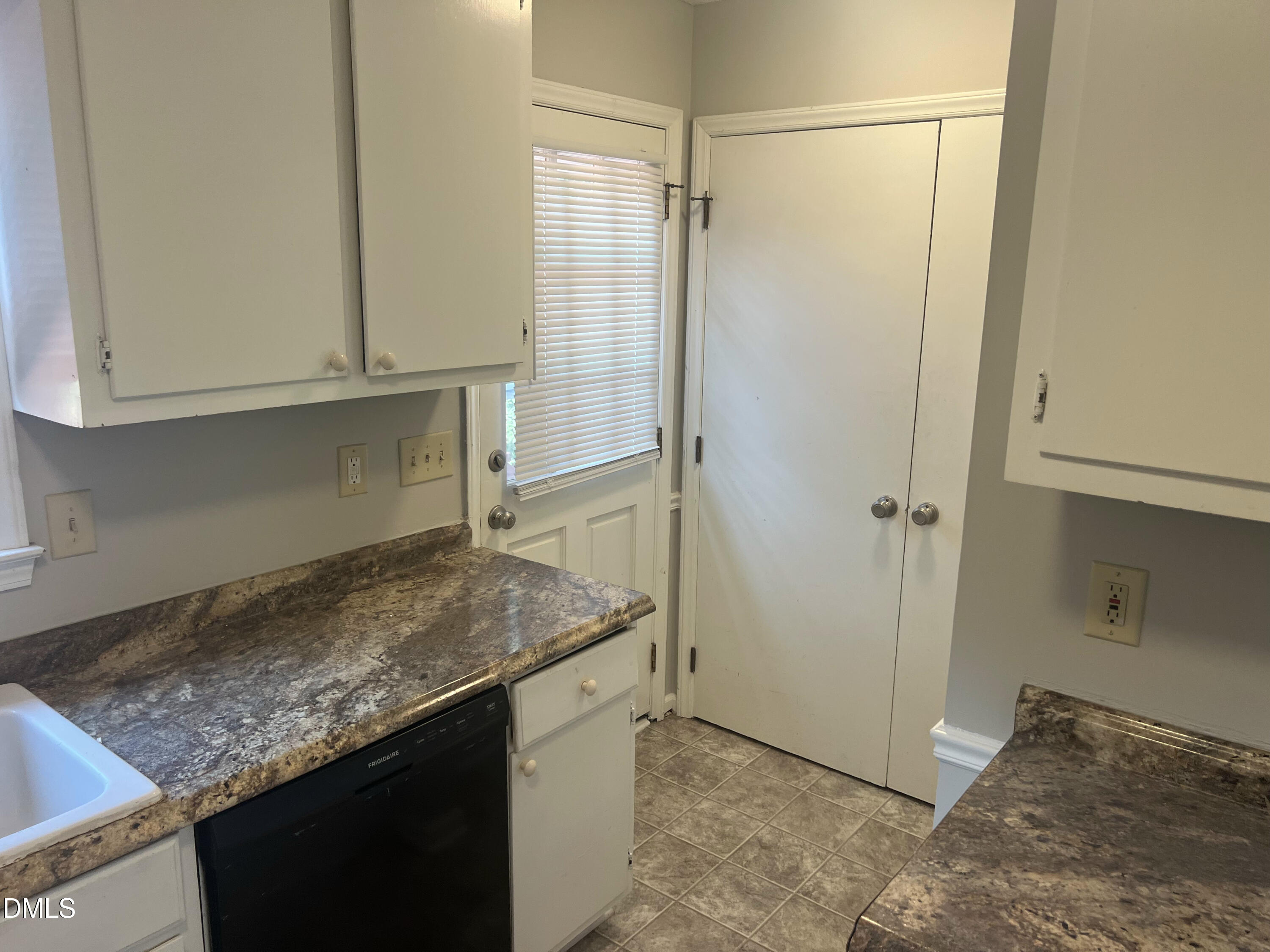 4204 Ferriday Court Raleigh, NC 27616 - Photo 19 of 22 IMG_3493.HEIC