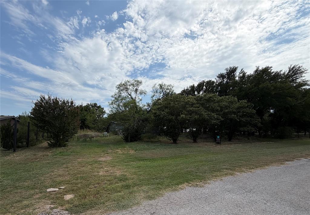 226 Plantation Road Springtown, TX 76082 - Photo 2 of 3 Gallery Image 2