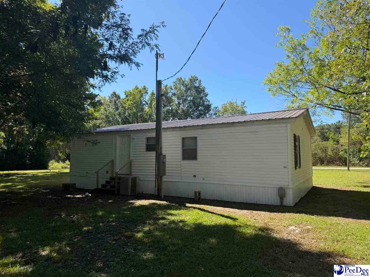 1116 Edwards Road Bennettsville, SC 29512 - Photo 7 of 36 Gallery Image 7