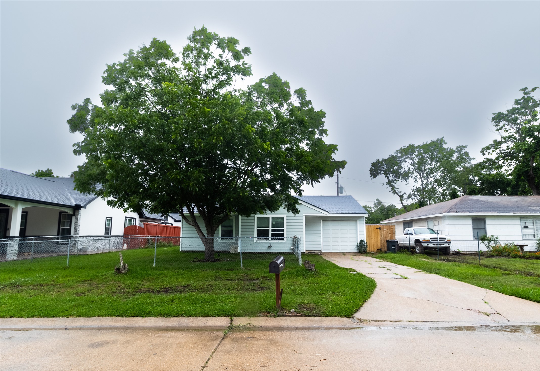 809 Norell Street Channelview, TX 77530 - Photo 2 of 15