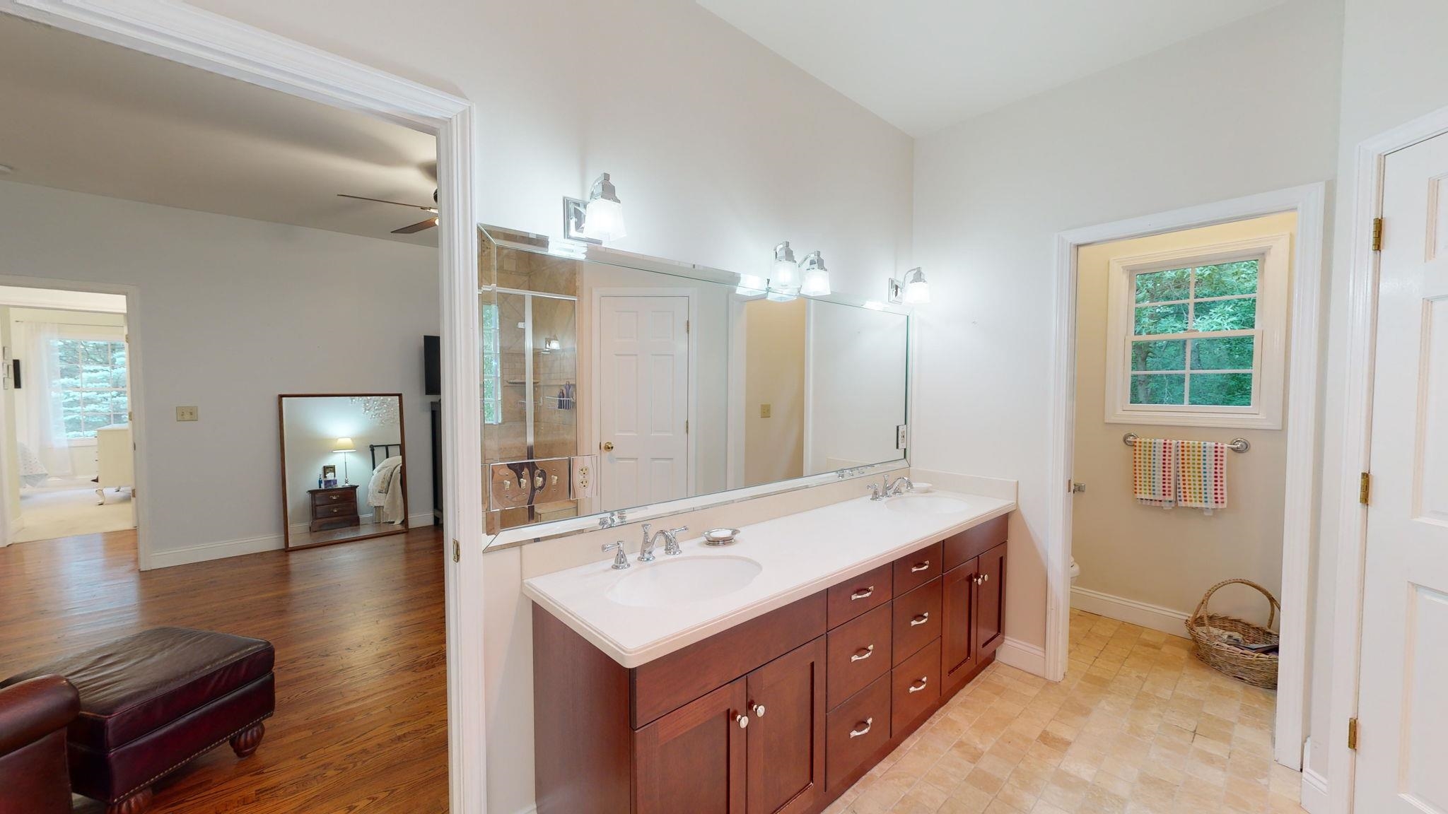 9435 West Mount Morris Road Flushing, MI 48433 - Photo 19 of 52 50114587-18.JPG