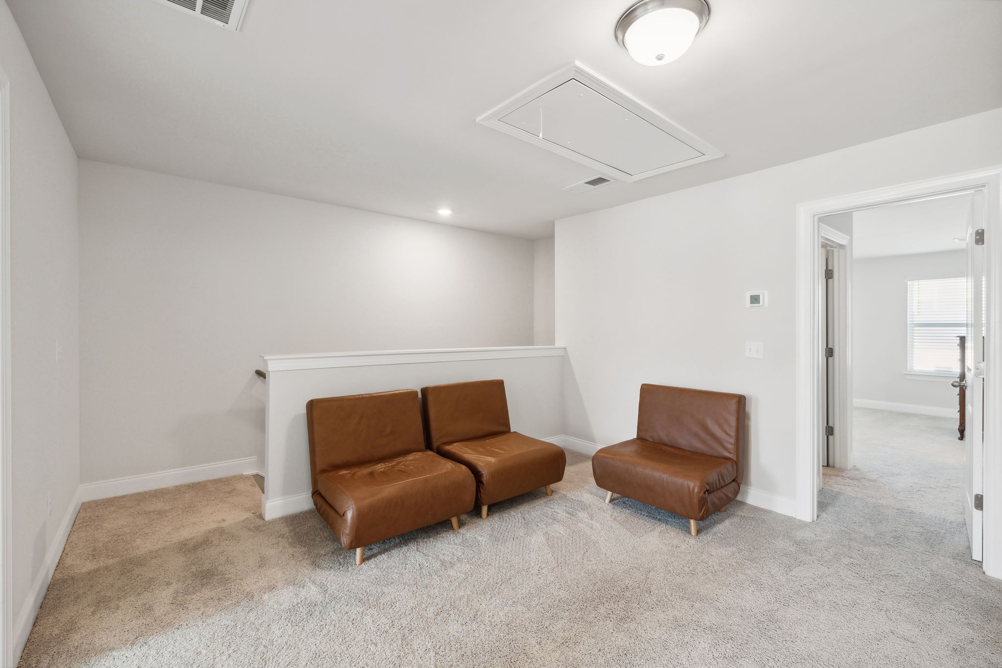 738 Prairie View Drive Columbia, TN 38401 - Photo 19 of 38 a living room with furniture