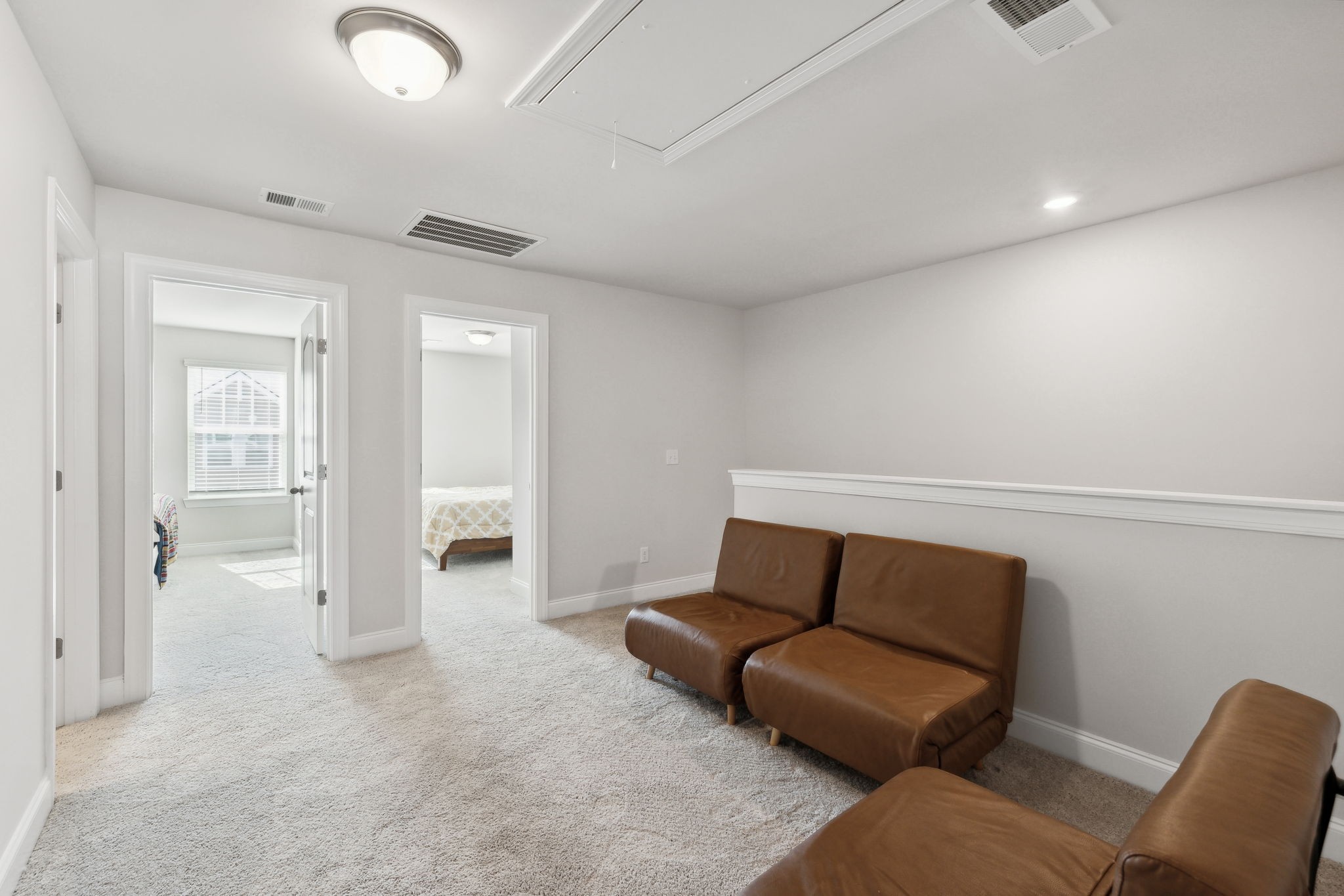 738 Prairie View Drive Columbia, TN 38401 - Photo 20 of 38 a view of livingroom with furniture and closet