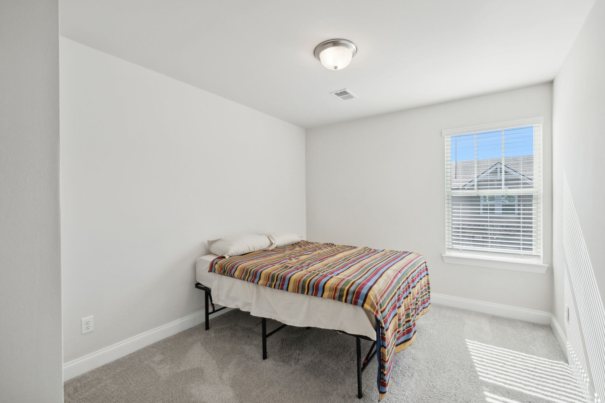 738 Prairie View Drive Columbia, TN 38401 - Photo 21 of 38 a bedroom with a bed and a window