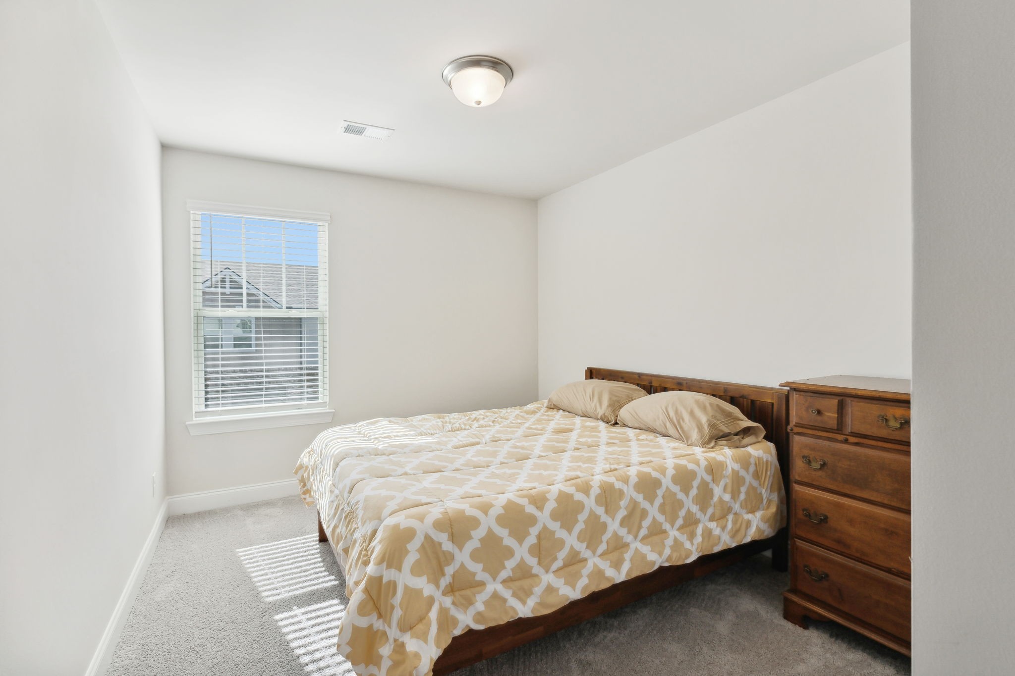 738 Prairie View Drive Columbia, TN 38401 - Photo 25 of 38 a bedroom with a bed and a window