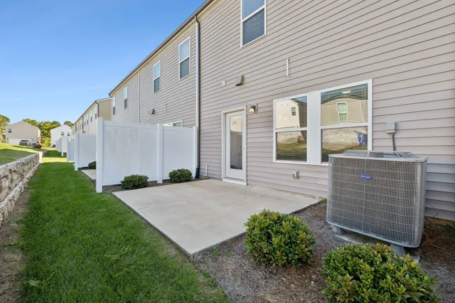 a view of a back yard of the house