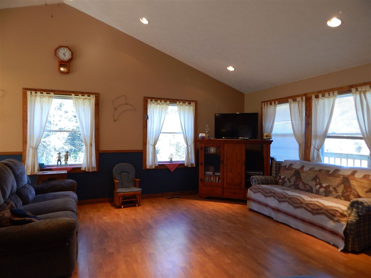 6031 Riverview Road Mesick, MI 49668 - Photo 11 of 35 1807364-10.JPG