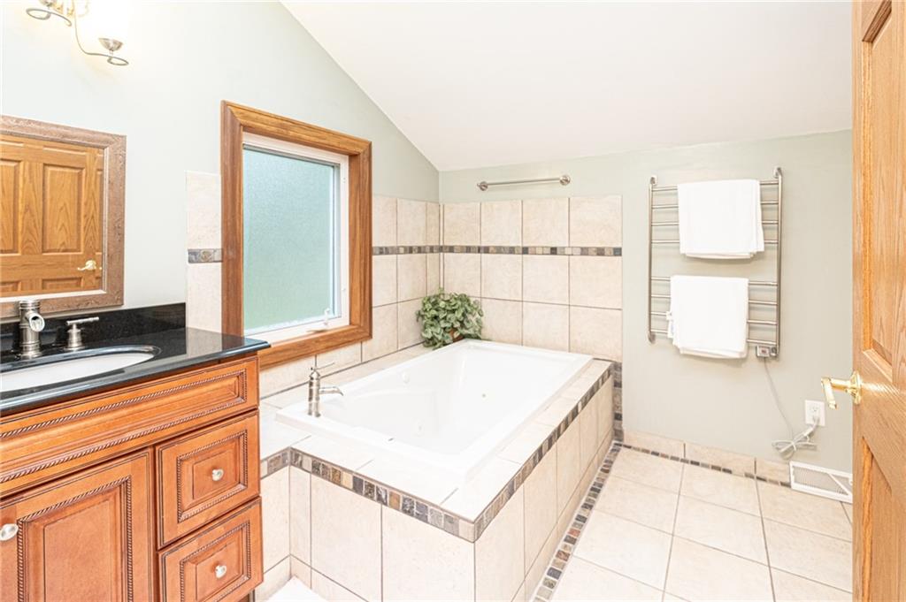 81 Chapel Ridge Place Pittsburgh, PA 15238 - Photo 12 of 25 Gallery Image 12