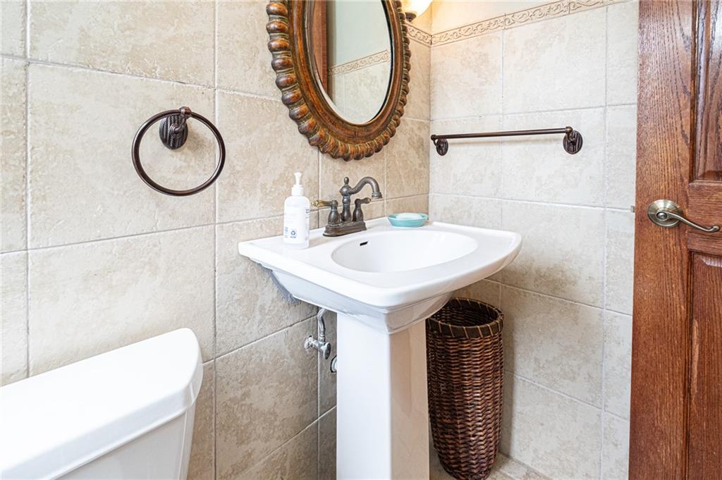 81 Chapel Ridge Place Pittsburgh, PA 15238 - Photo 18 of 25 Gallery Image 18