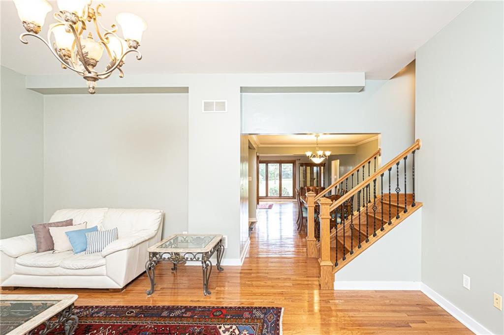 81 Chapel Ridge Place Pittsburgh, PA 15238 - Photo 10 of 25 Gallery Image 10